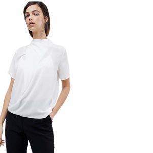 TOP With High Neck and Drape Detail